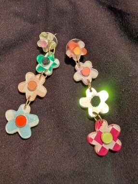 Dconstruct Daisy Drop Earrings